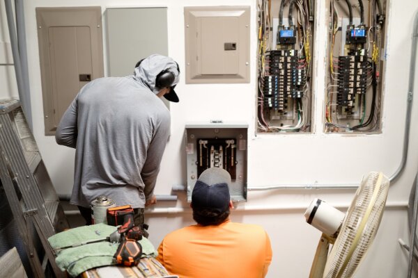 Trusted Residential and Commercial Electricians